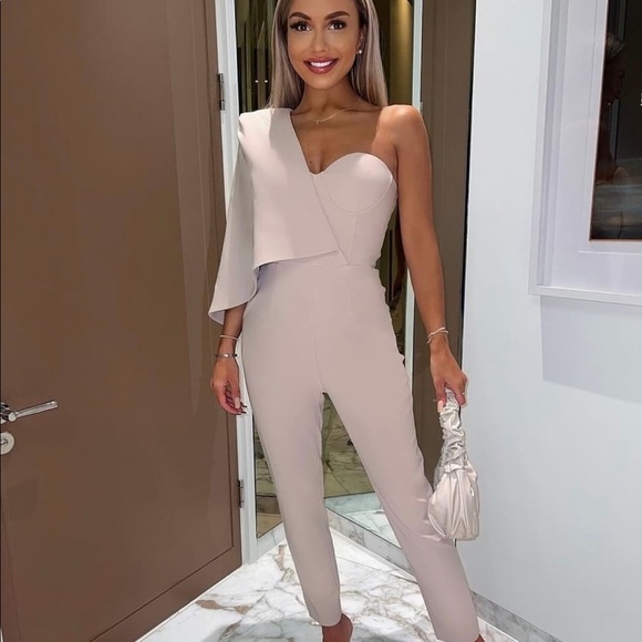 NEW SEASON: Gorgeous Lavish Alice one shoulder cape jumpsuit in ecru - Picture 1 of 8